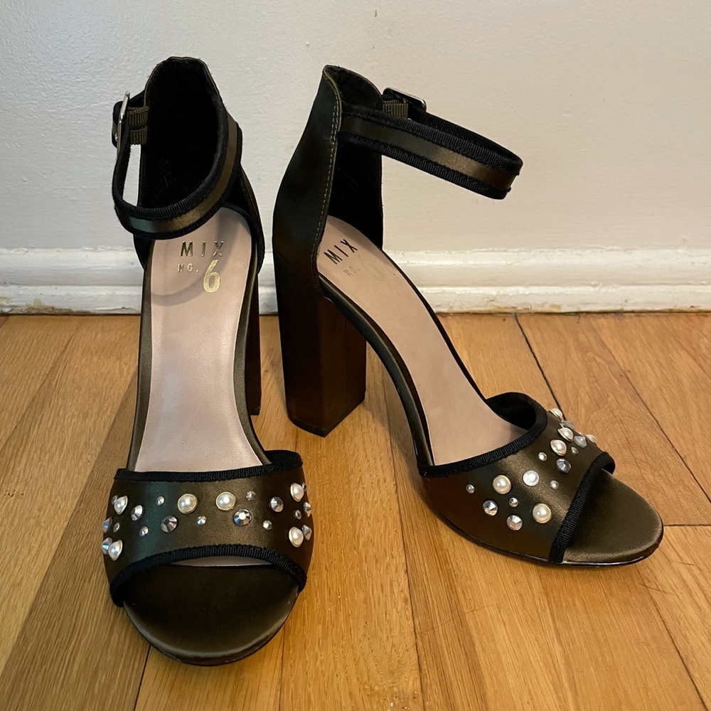 Mix No. 6 Green Satin Heels